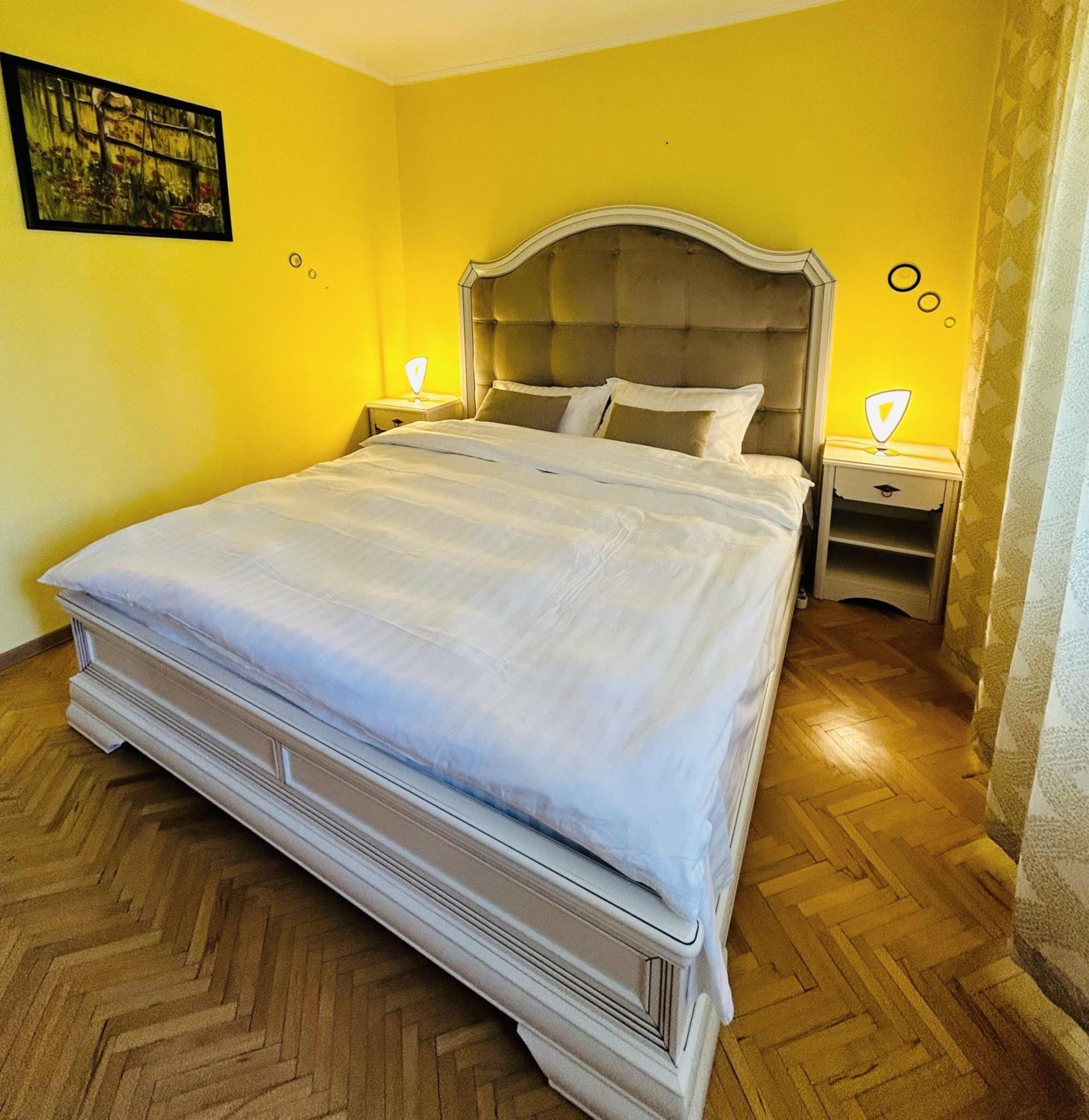 Palace Of Parliament Apartment *